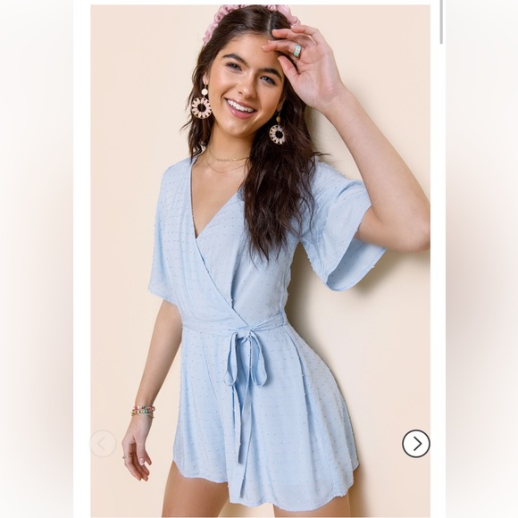 NWT Light Blue Francesca’s Romper - Picture 1 of 5